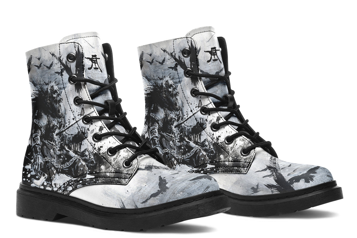 Boots: Dying Viking-Kim Diaz Holm