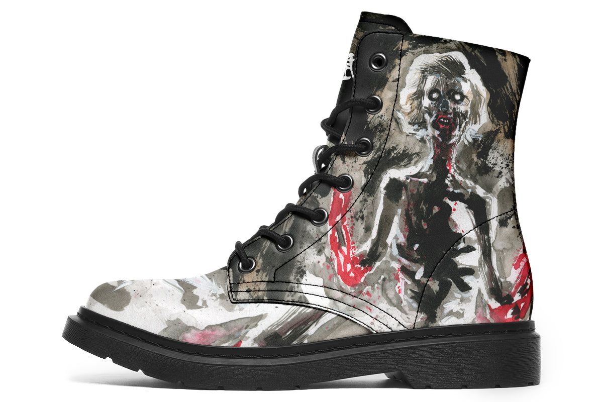 Boots: Marilyn Handless-Kim Diaz Holm