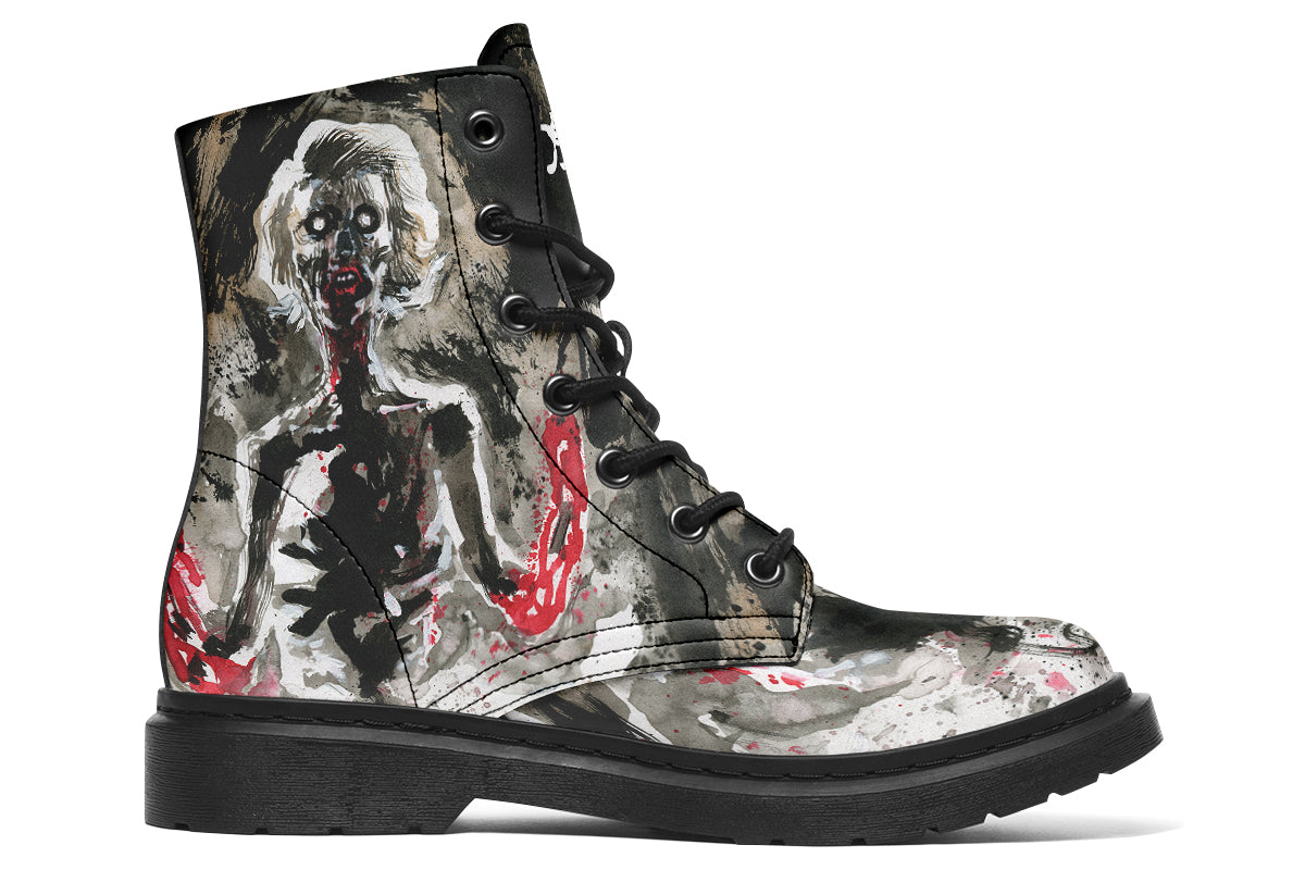 Boots: Marilyn Handless-Kim Diaz Holm