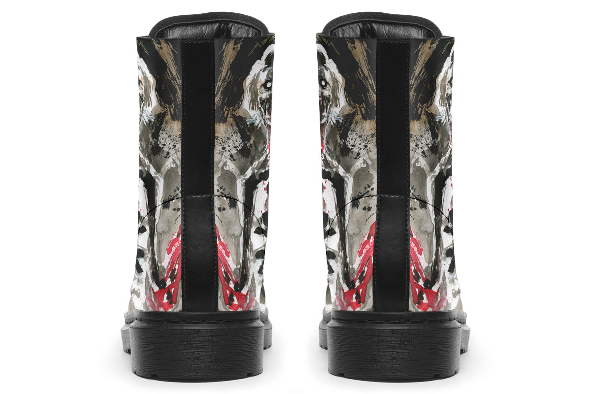 Boots: Marilyn Handless-Kim Diaz Holm