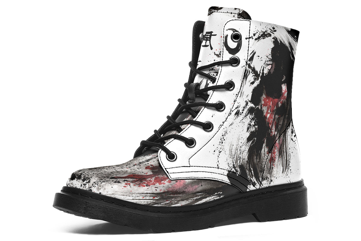 Boots: Odin-Kim Diaz Holm