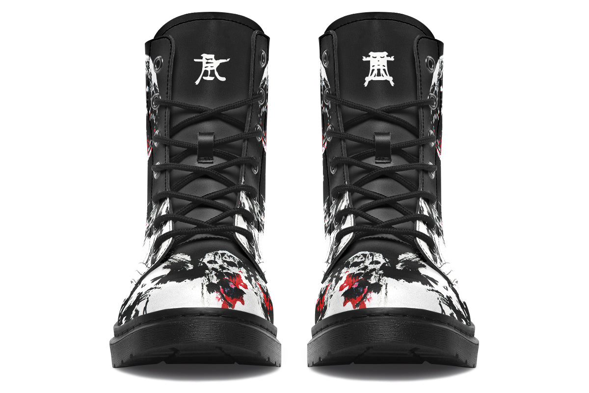 Boots: Zombi-Kim Diaz Holm